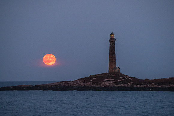 Moonrise Thatcher Island